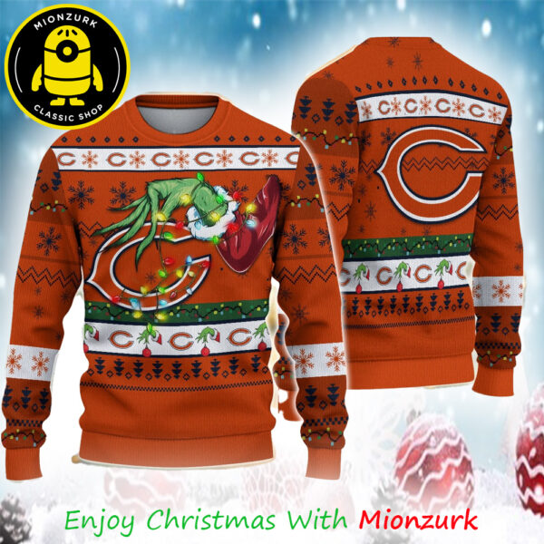 Chicago Bears Special Grinch’s Hand Football NFL 2025 Ugly Sweater
