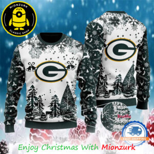 Green Bay Packers Logo Football Team NFL Special Xmas Tree 2025 Ugly Sweater For Family