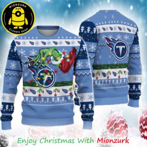 Grinch’s Hand Football Tennessee Titans NFL Special 2025 Ugly Sweater For Man And Woman